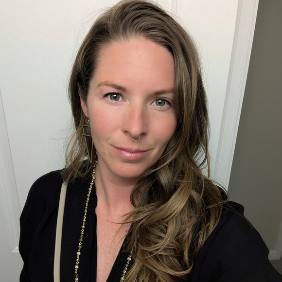 Meet the Posher Other - Meet your Posher, Jennifer